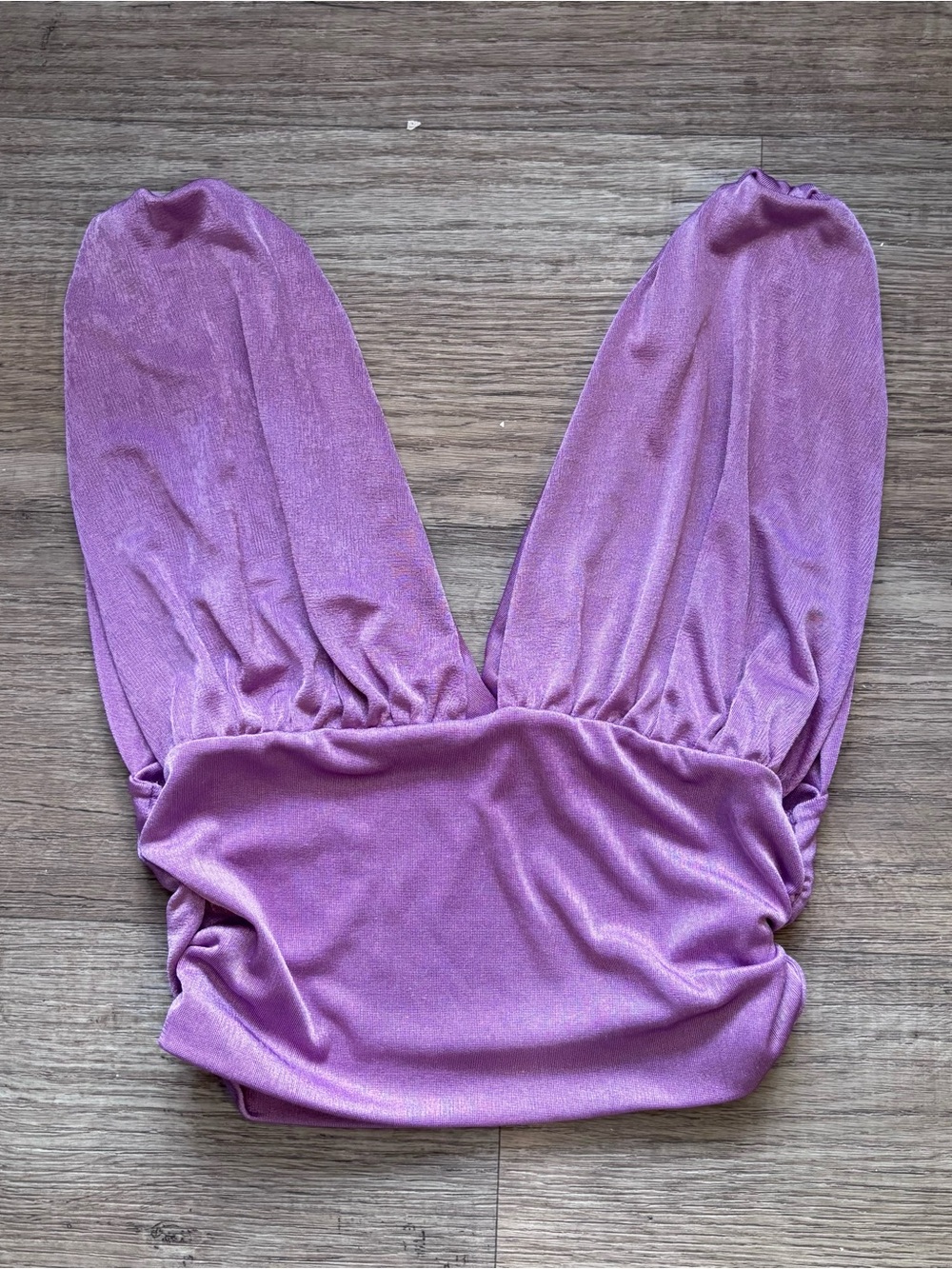 Popular 21 Purple Shimmer Plunging V-Neck Ruched Crop Top L Going Out Party Club